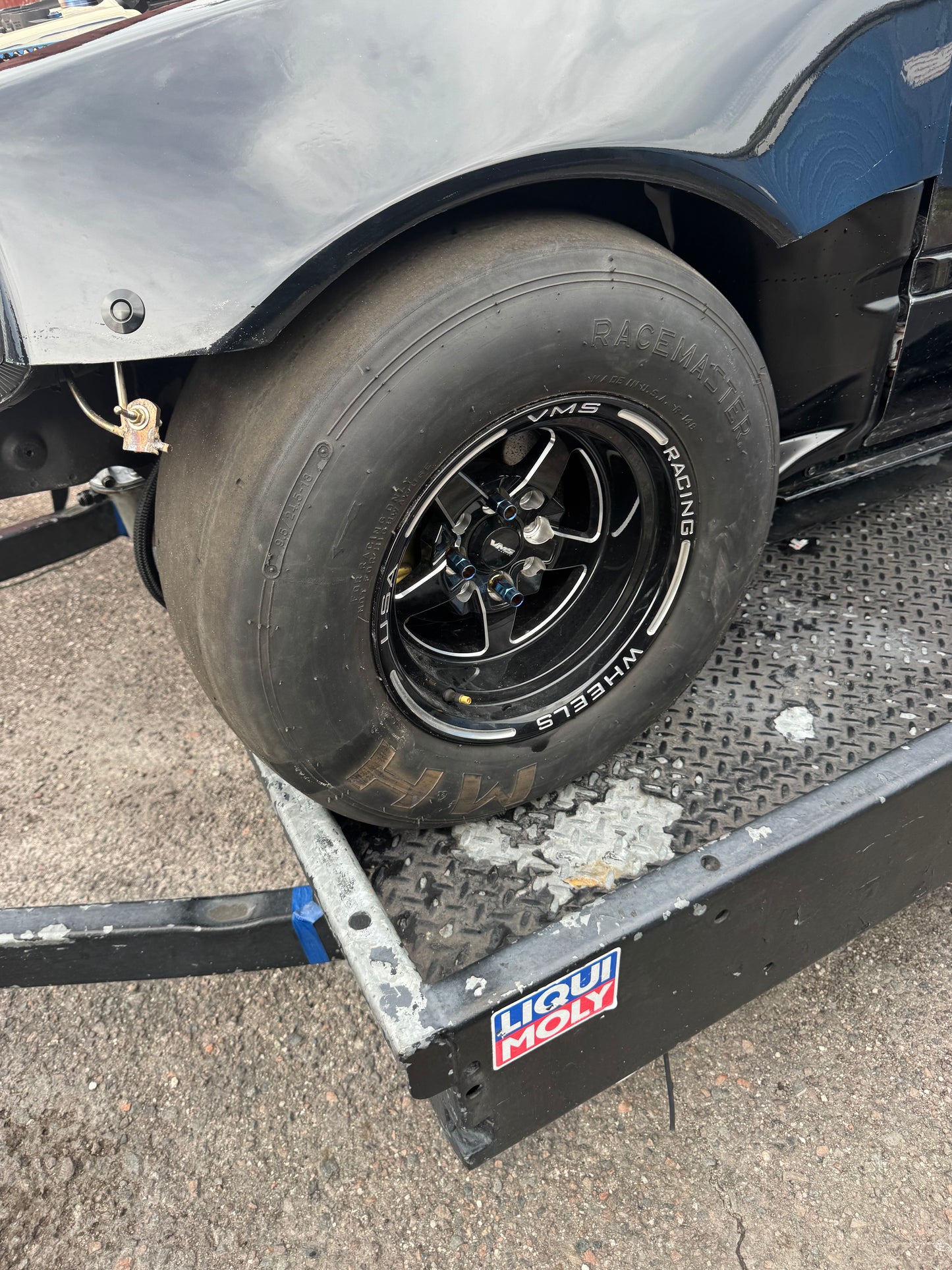 Vms slicks and skinnes