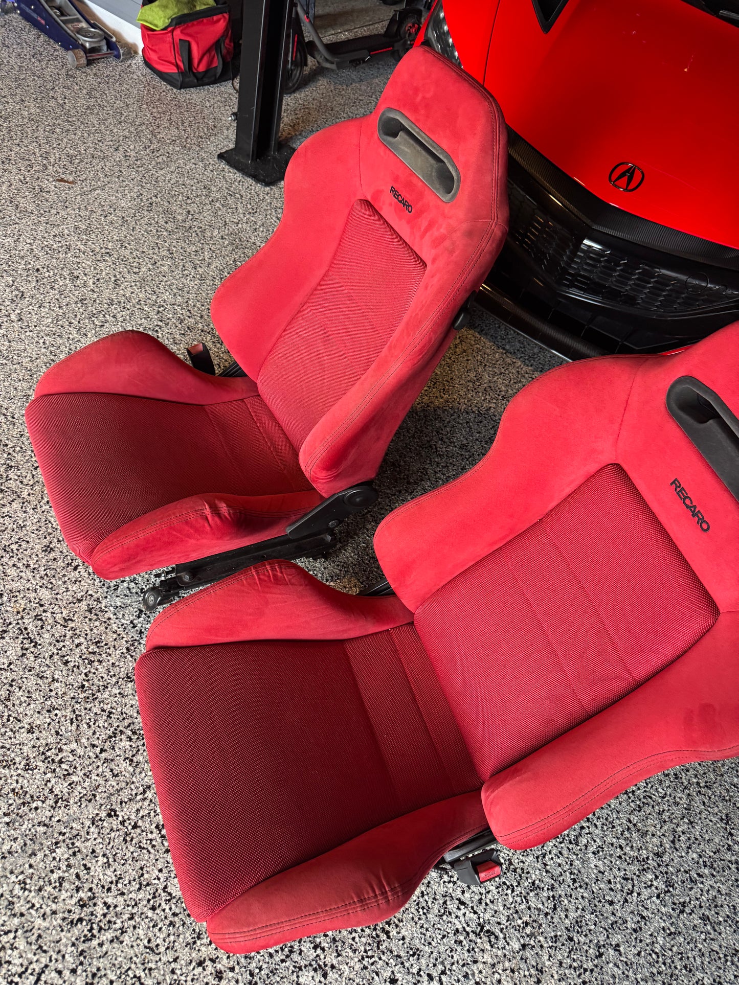 Recaro seats shipped