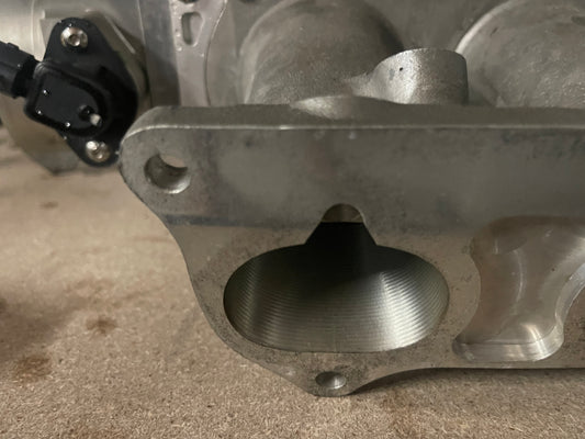 Skunk2 manifold cnc ported with fuel set up