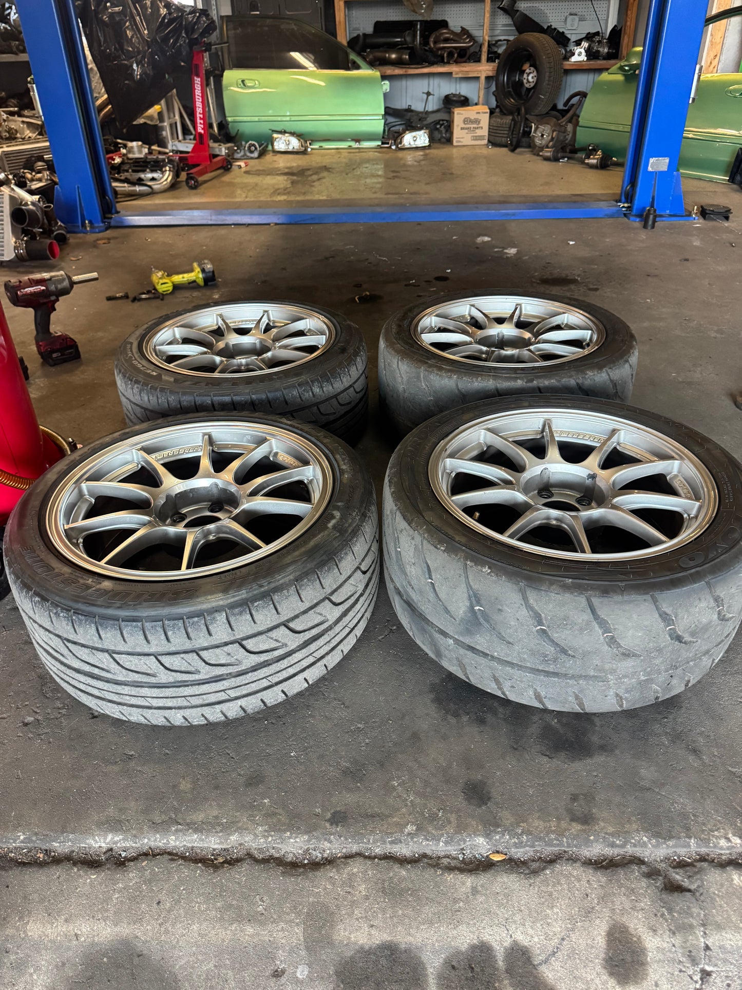 WedsSport TC105N 17x9 +25 Hyper Silver