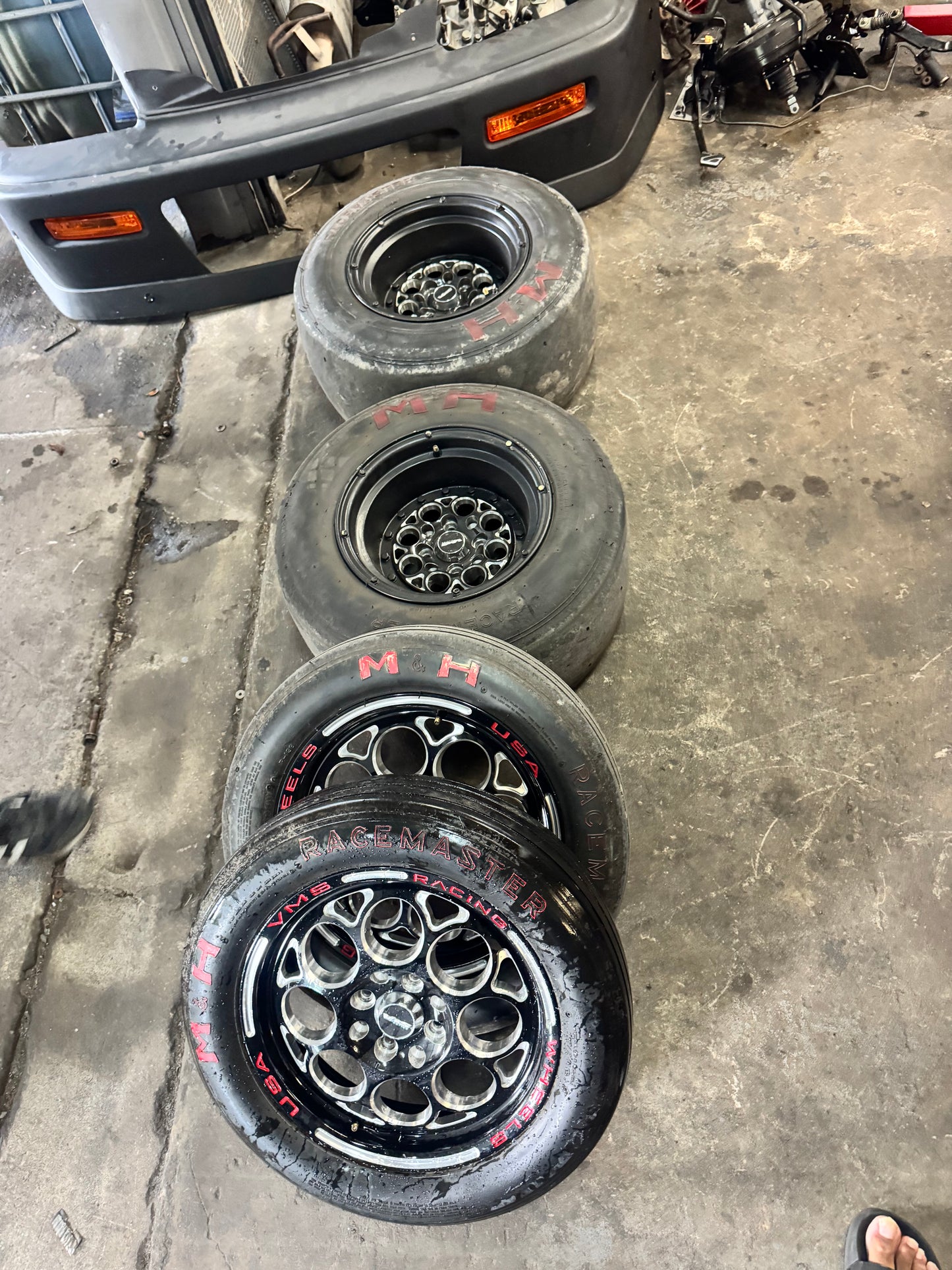 VMs slick and skinny 4x100