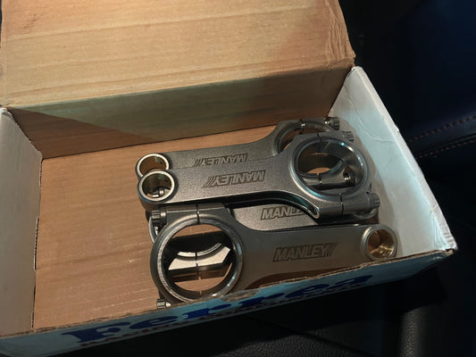 Manley k20 rods with arp2000 bolts